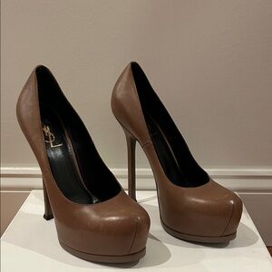 Yves Saint Laurent Tan High Heel Pumps
